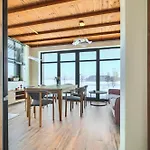 Lodge 