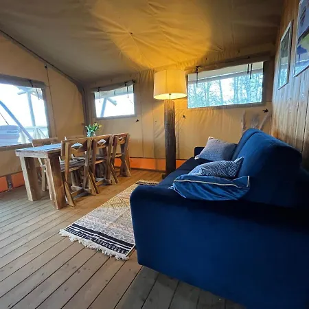 Wioska Wakacyjna Glamila Luxury tent Sterlawki Wielkie