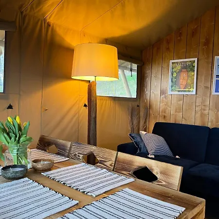 Luxusní stan Wioska Wakacyjna Glamila *