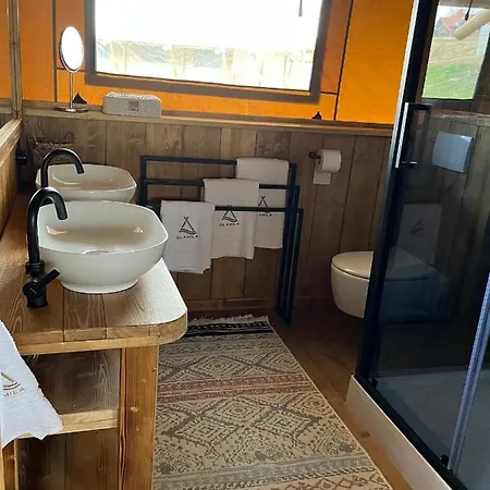 Wioska Wakacyjna Glamila *