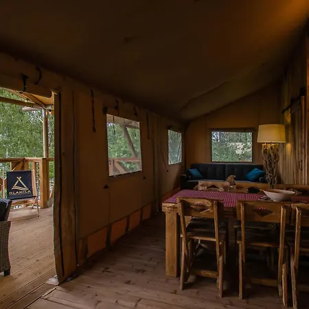 Wioska Wakacyjna Glamila *