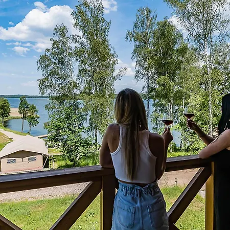 Wioska Wakacyjna Glamila 豪华帐篷 *